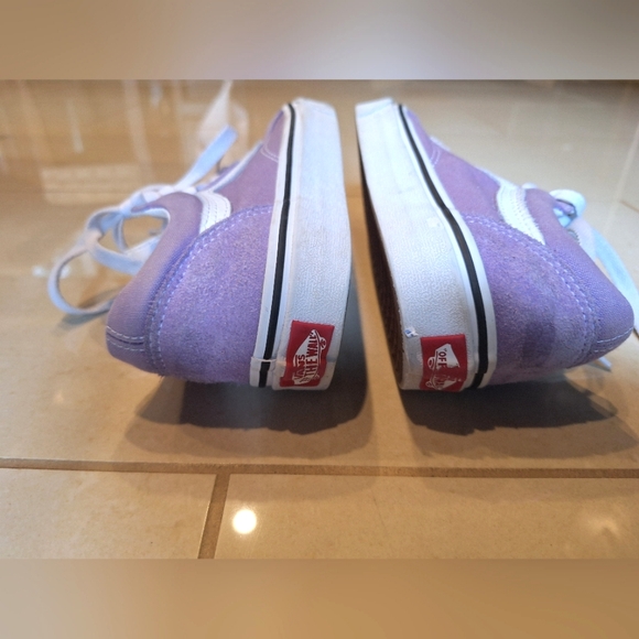 Vans lavender suede Old Skool skater sneakers- size 5 women's, 3.5 men's - Picture 7 of 10